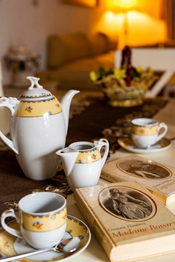 Hsh Suites Barrio Santa Cruz Seville Ngoại thất bức ảnh